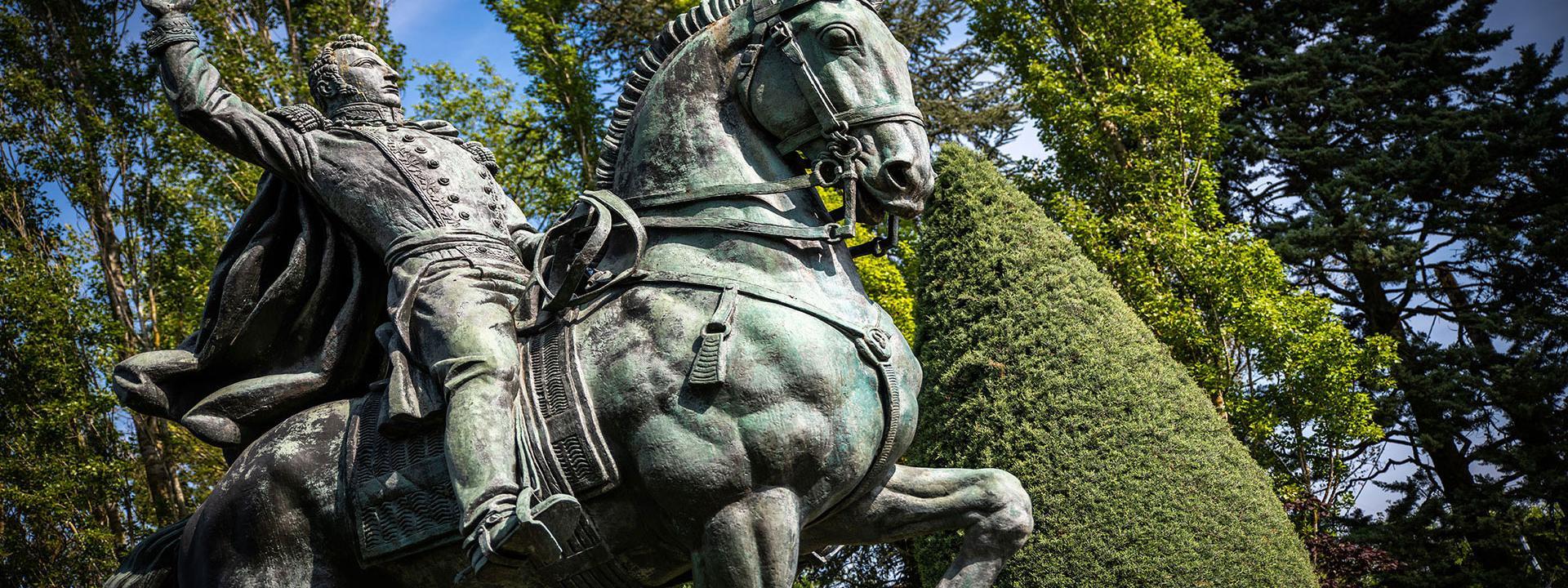 Statue équestre d'un général au musée-jardin Bourdelle