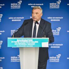 inauguration collège Jouy-le-Châtel