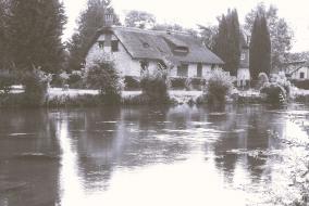 Carte postale des bords de Loing
