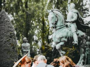 Sculpture représentant un général sur son cheval