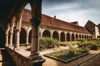 église et cloître de Donnemarie-Dontilly