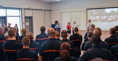 Les sapeurs-pompiers du SDIS 77 devant l'allocution du Président du Département Jean-François Parigi