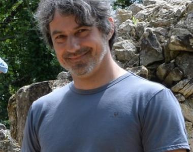Sébastien Ronsseray, archéologue, travaille au Département de Seine-et-Marne