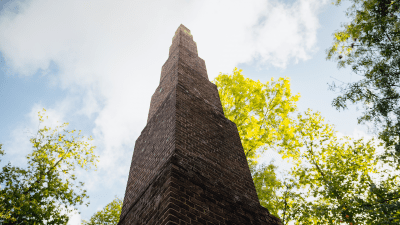 Tour de briques à la butte de Montassis