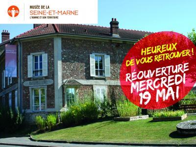 Affiche sur la réouverture des musées départementaux en 2021