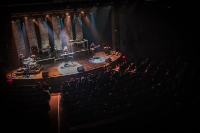 La scène du théâtre de Chelles pendant la cérémonie de Tremplin#77