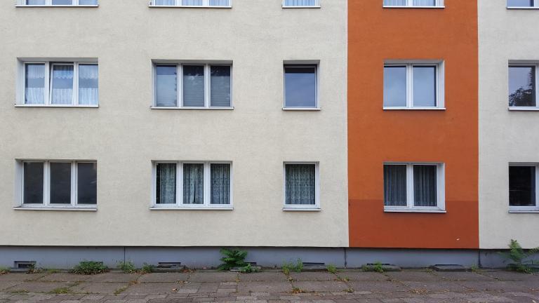 extérieur d'un immeuble HLM