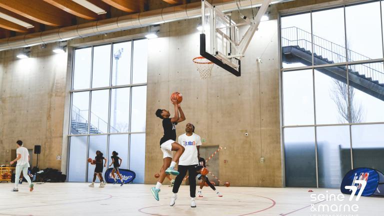 Jeunes seine-et-marnais basketteurs