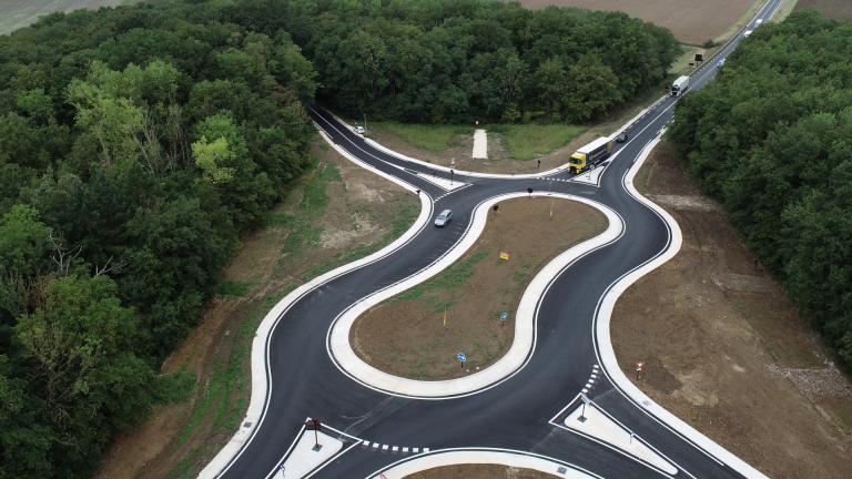Double rond-point vu du ciel